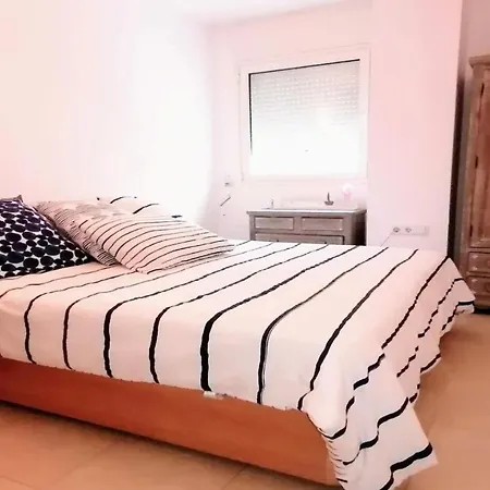 Apartment Vacay Voramar Riells, A Pie De Playa En La Costa Brava, *