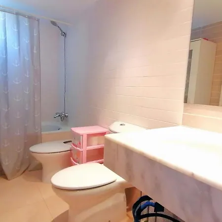 Vacay Voramar Riells, A Pie De Playa En La Costa Brava, Apartment L'Escala
