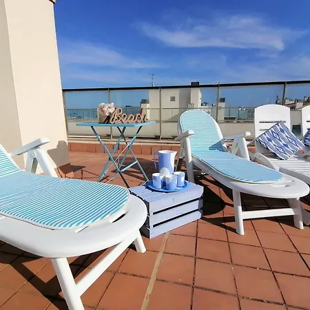 Vacay Voramar Riells, A Pie De Playa En La Costa Brava, Апартаменты *