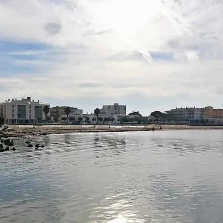 Vacay Voramar Riells, A Pie De Playa *