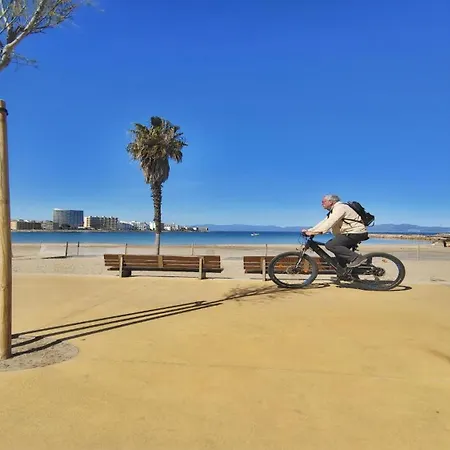 Vacay Voramar Riells, A Pie De Playa L'Escala